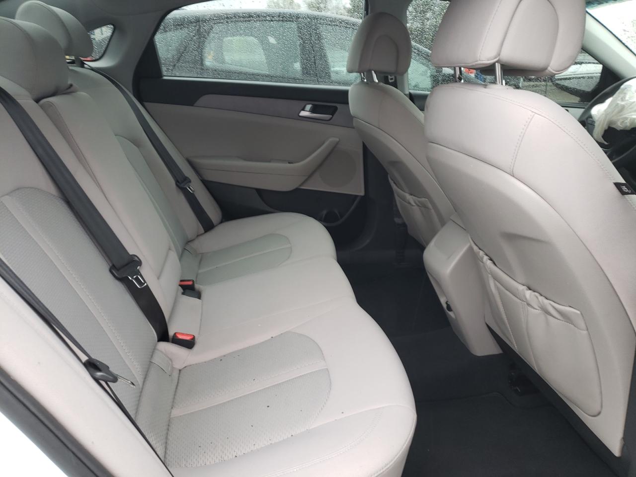 Photo 6 from auction – 2017 HYUNDAI SONATA SE with VIN 5NPE24AF6HH464743