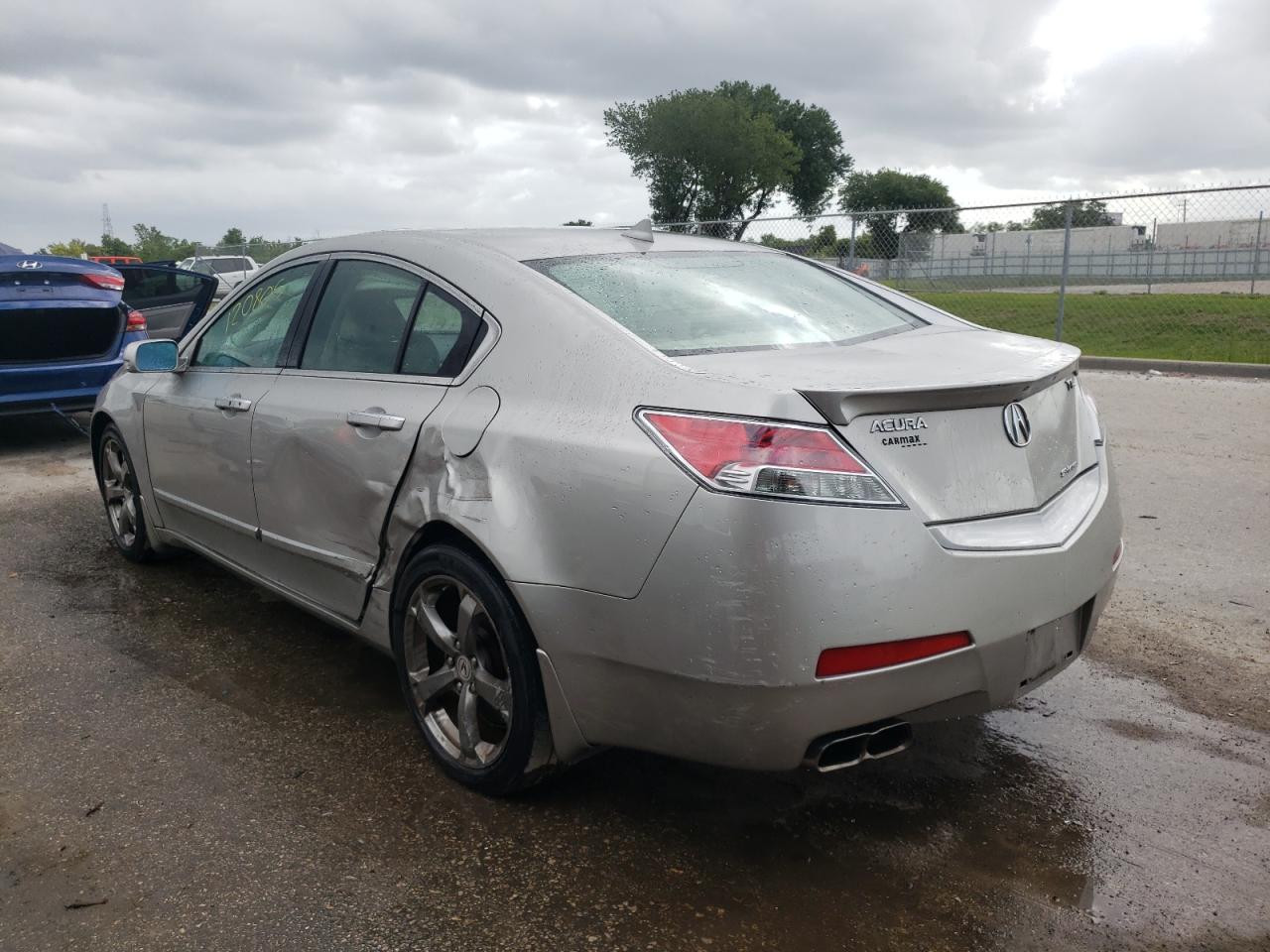 Photo 3 from auction – 2010 ACURA TL with VIN 19UUA9F57AA005277