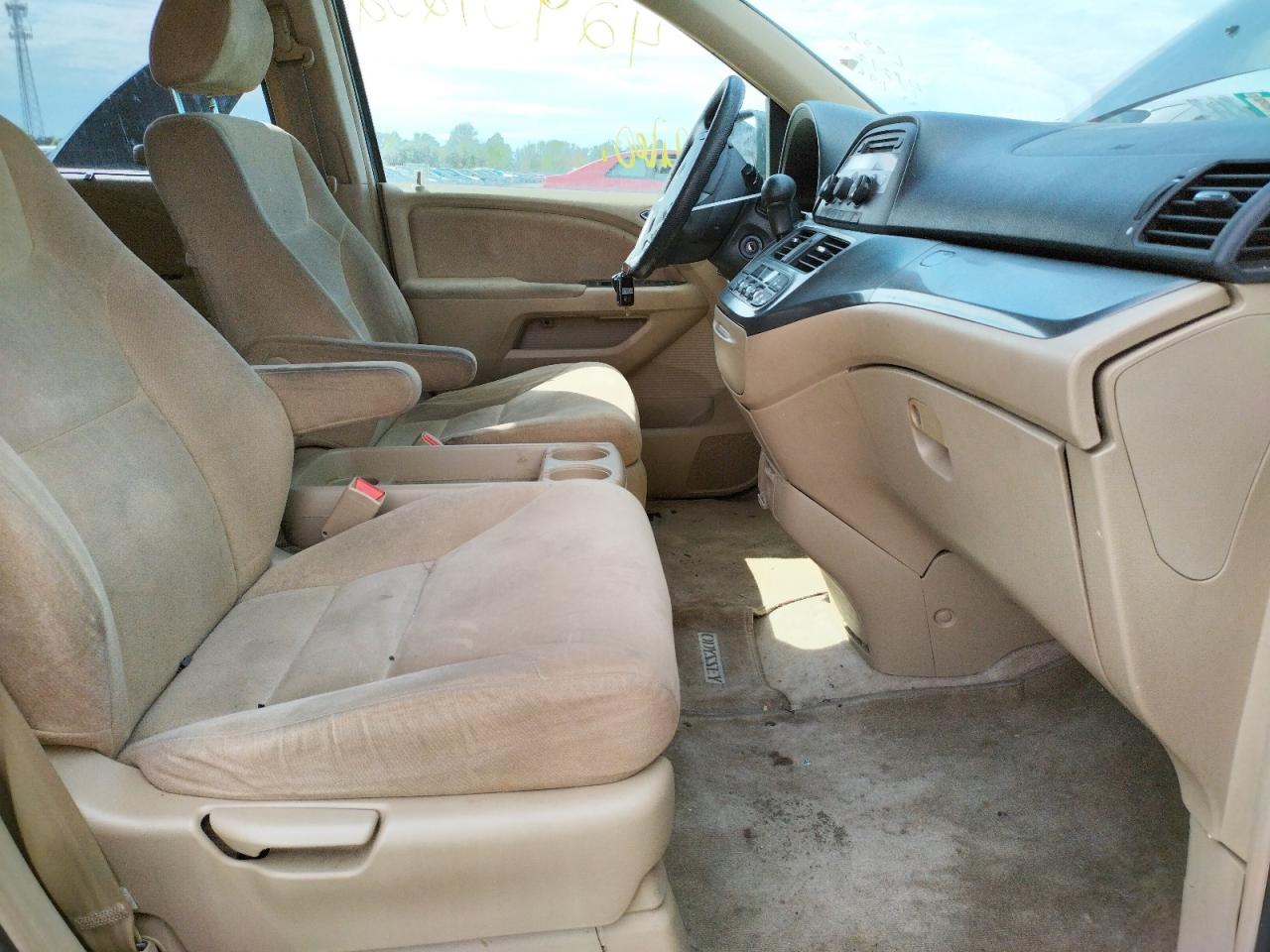 Photo 5 from auction – 2006 HONDA ODYSSEY EX with VIN 5FNRL38476B419920