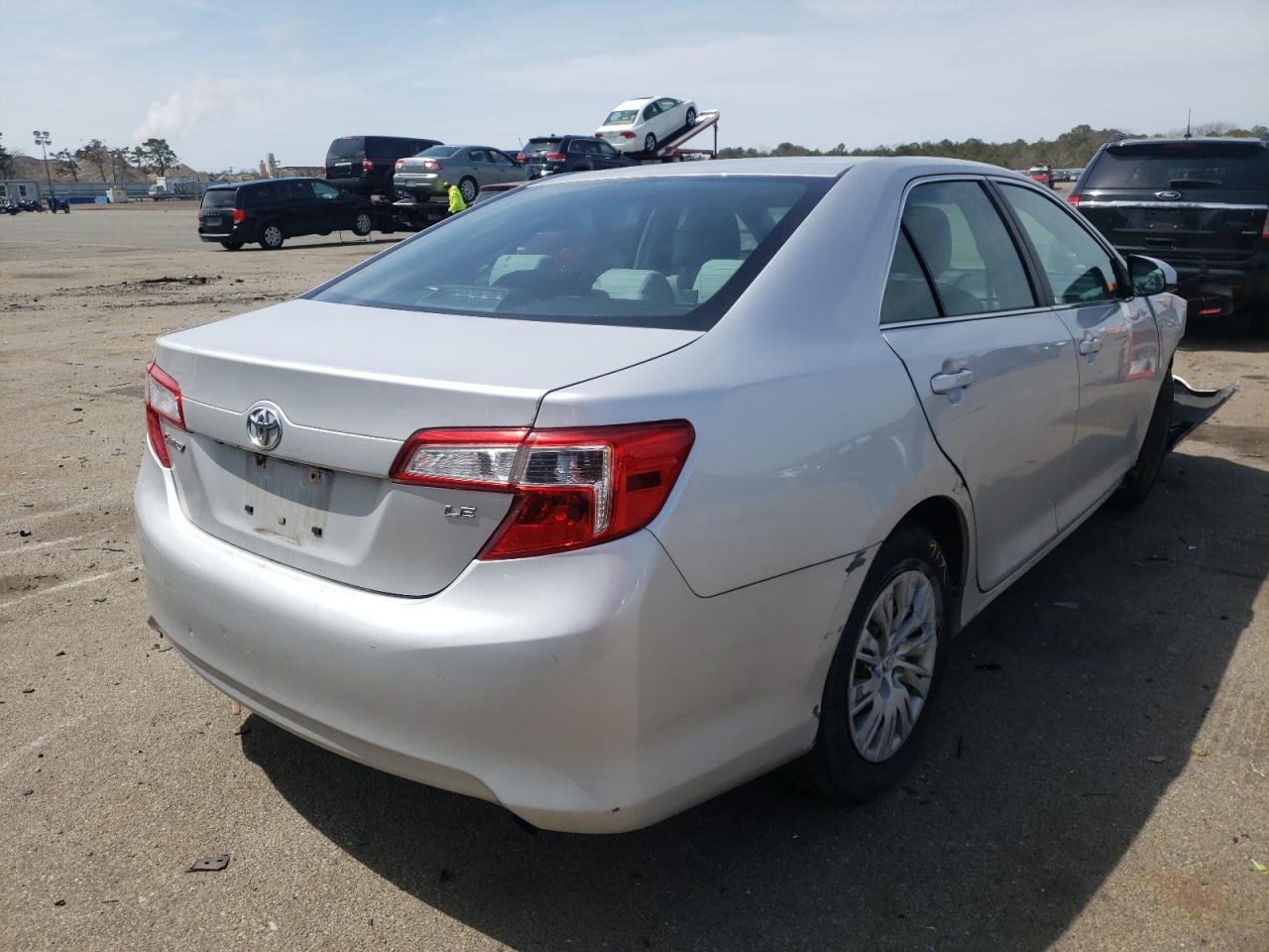 Photo 4 from auction – 2014 TOYOTA CAMRY L with VIN 4T1BF1FK7EU415737