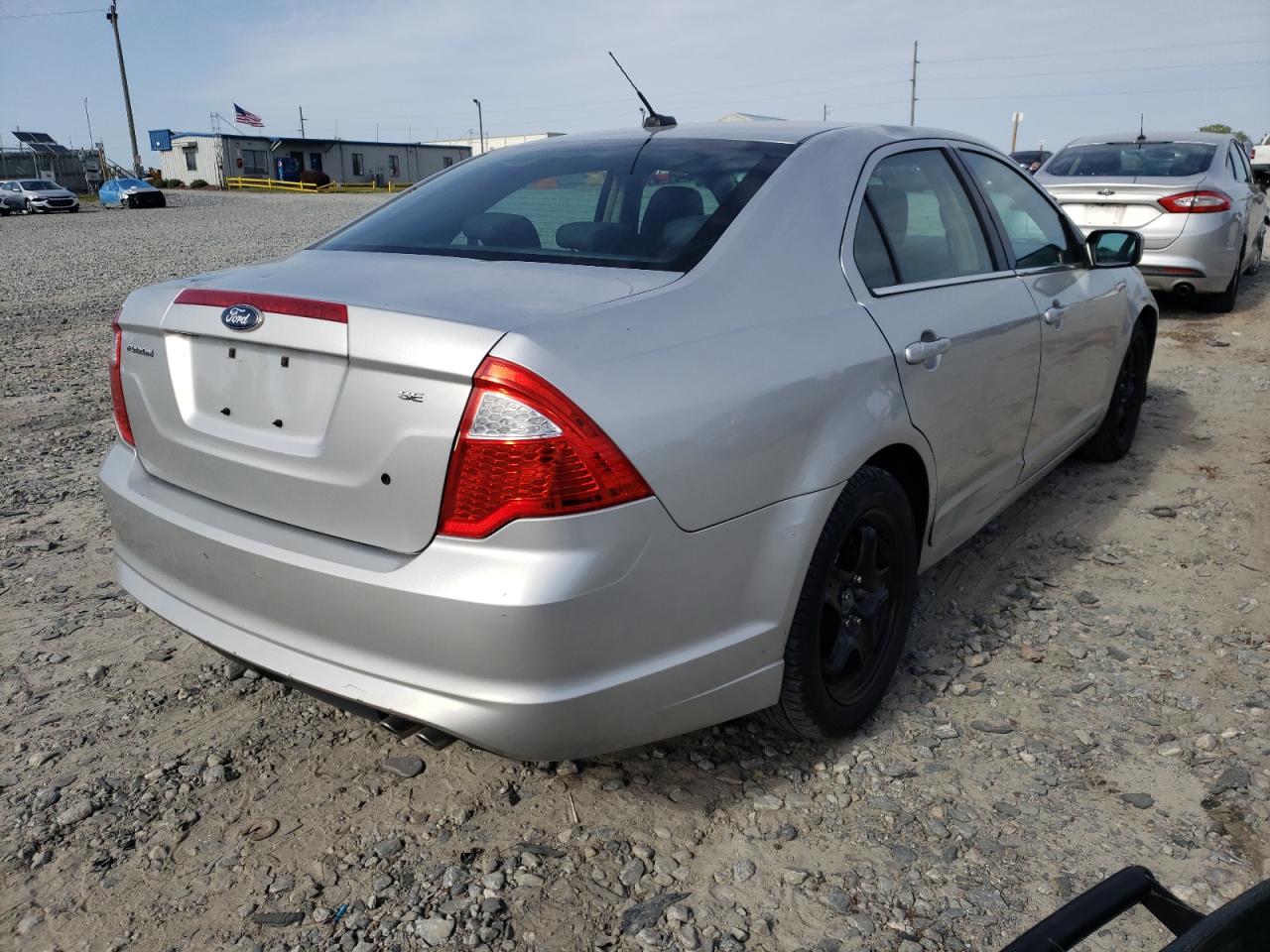 Photo 4 from auction – 2010 FORD FUSION SE with VIN 3FAHP0HA2AR396161