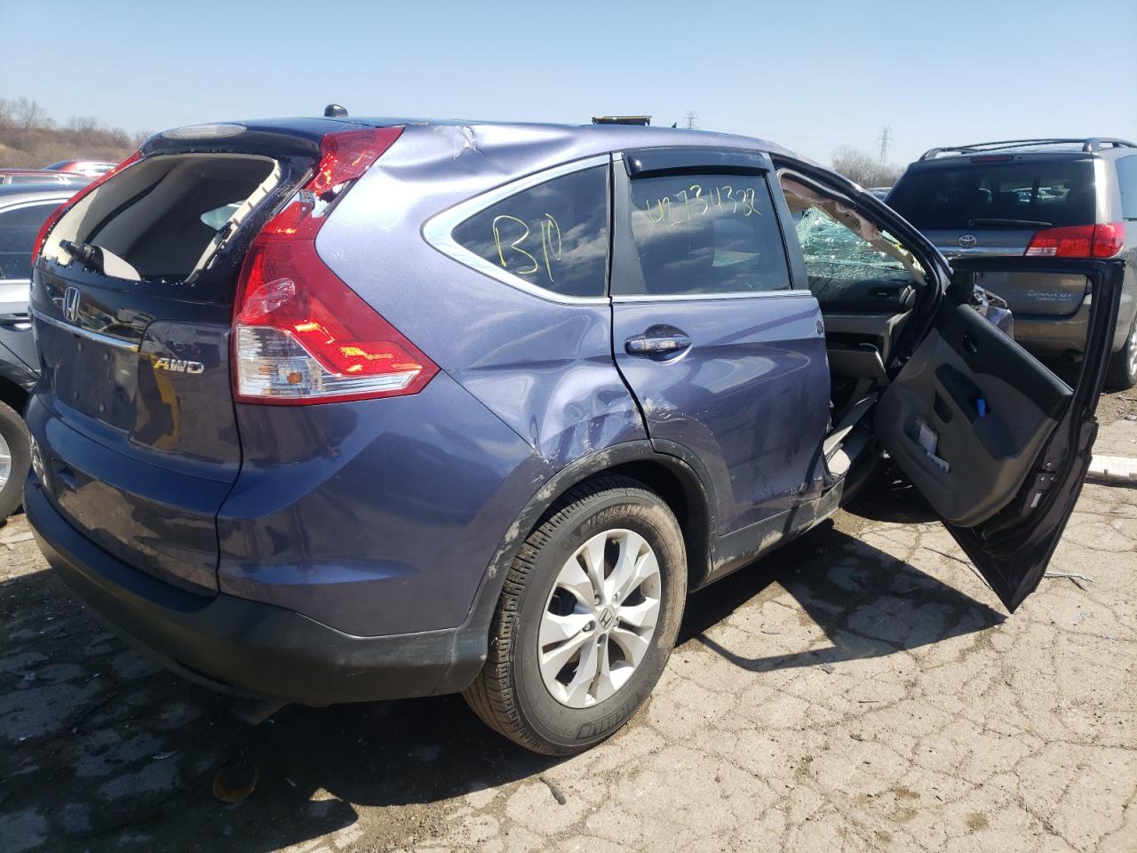 Photo 4 from auction – 2014 HONDA CR-V EX with VIN 5J6RM4H54EL008931