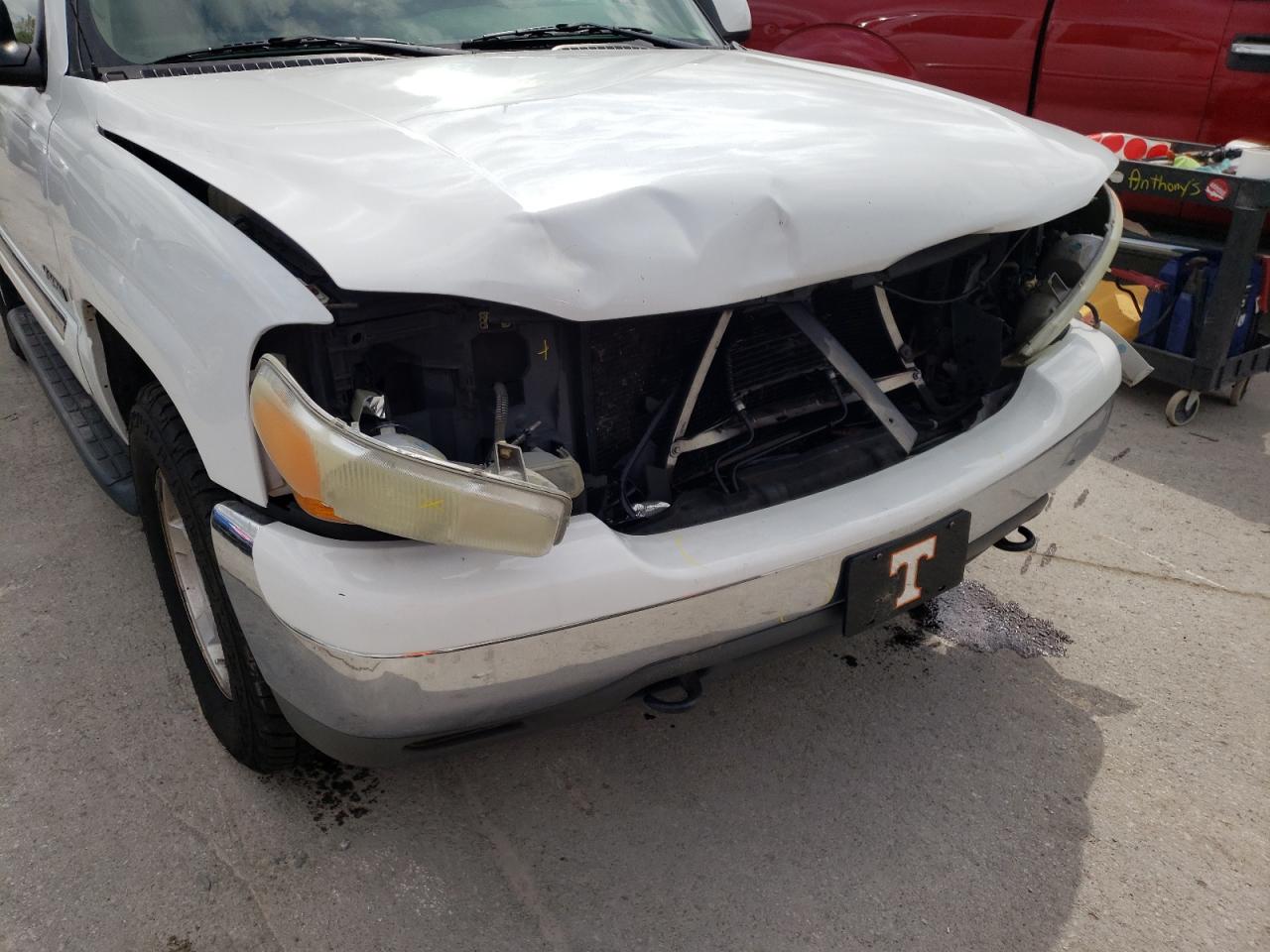 Photo 9 from auction – 2004 GMC YUKON with VIN 1GKEC13Z64J325401
