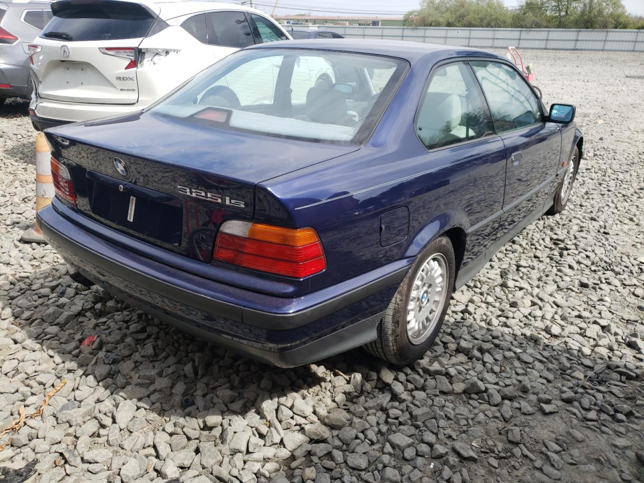 Photo 4 from auction – 1995 BMW 325 IS with VIN WBABF3324SEF51284