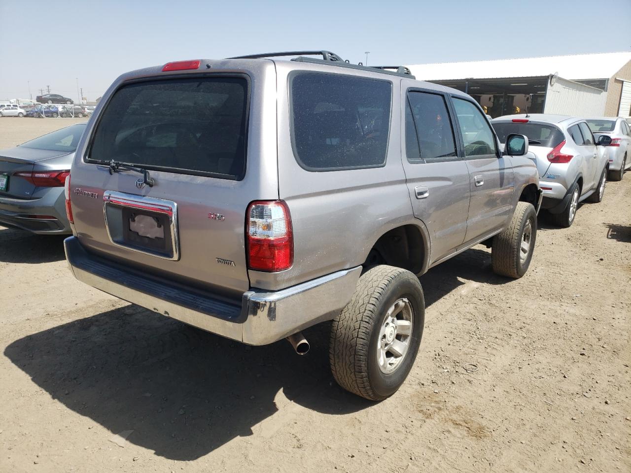 Photo 4 from auction – 2002 TOYOTA 4RUNNER SR with VIN JT3GN86R720243834