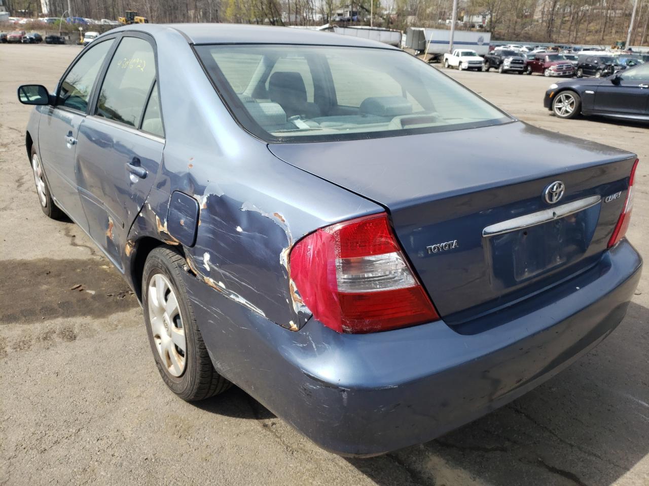 Photo 3 from auction – 2003 TOYOTA CAMRY LE with VIN 4T1BE32K03U720126