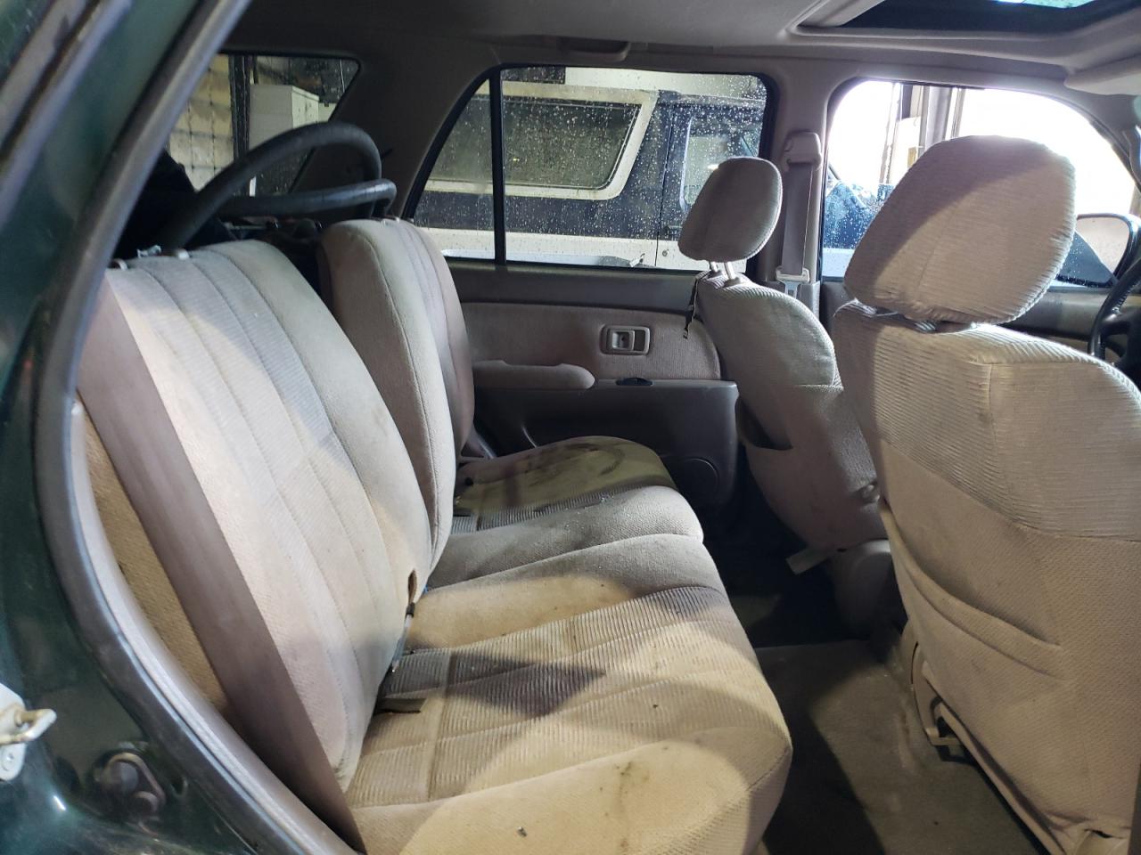 Photo 6 from auction – 2000 TOYOTA 4RUNNER SR with VIN JT3HN86R4Y0309544