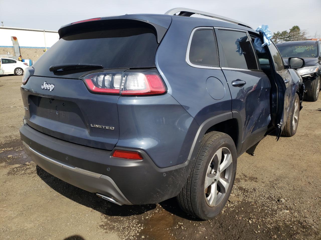 Photo 4 from auction – 2021 JEEP CHEROKEE L with VIN 1C4PJMDX4MD212859