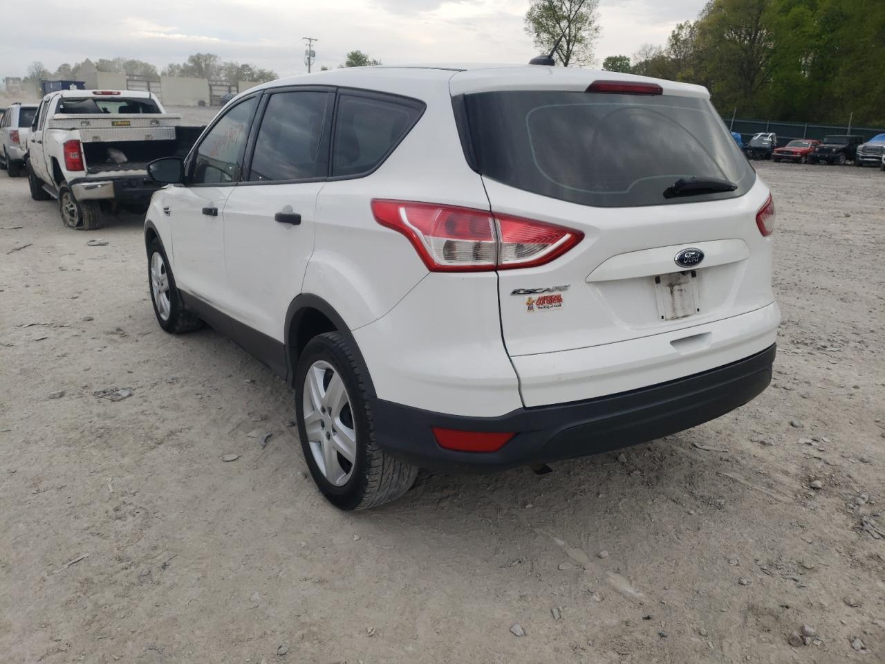 Photo 3 from auction – 2015 FORD ESCAPE S with VIN 1FMCU0F78FUB64860