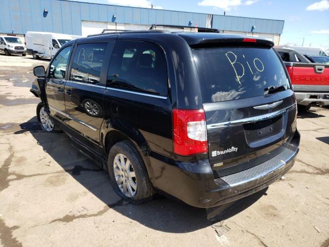 Photo 3 from auction – 2016 CHRYSLER TOWN & COU with VIN 2C4RC1BGXGR290990
