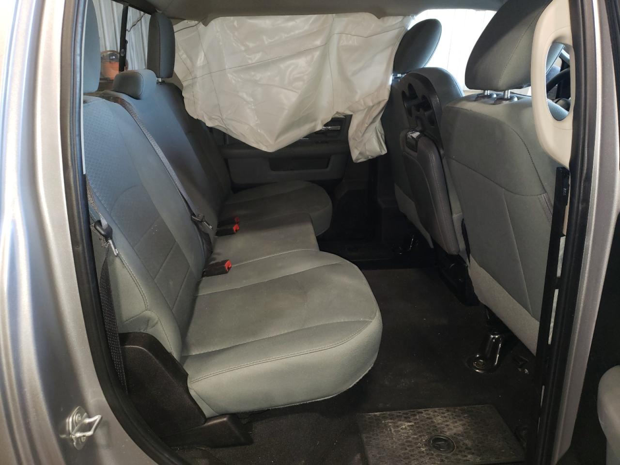 Photo 6 from auction – 2019 RAM 1500 CLASS with VIN 1C6RR7TTXKS654630