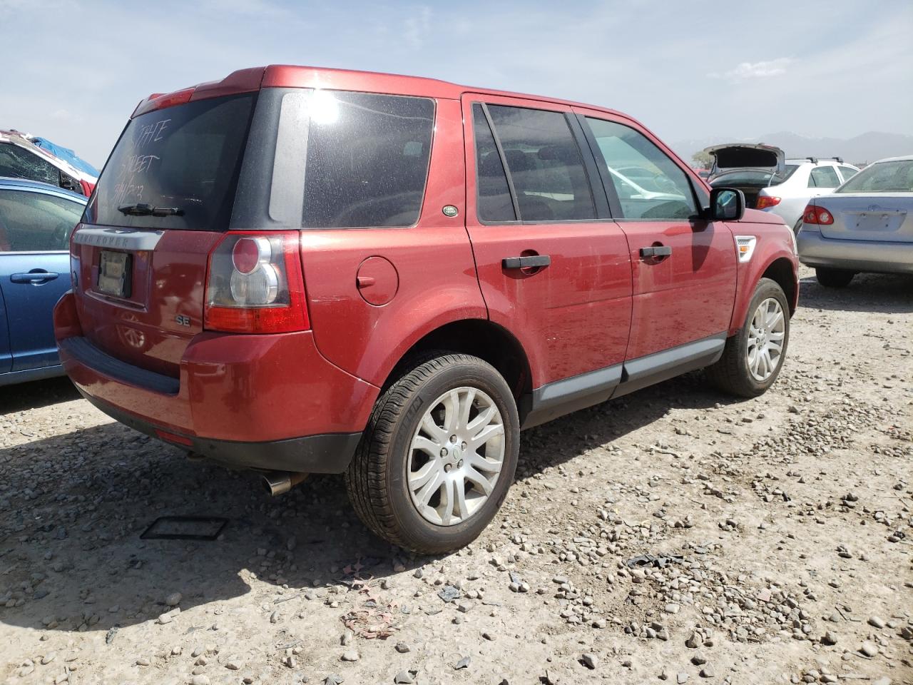 Photo 4 from auction – 2008 LAND ROVER LR2 SE TEC with VIN SALFS24N28H035652