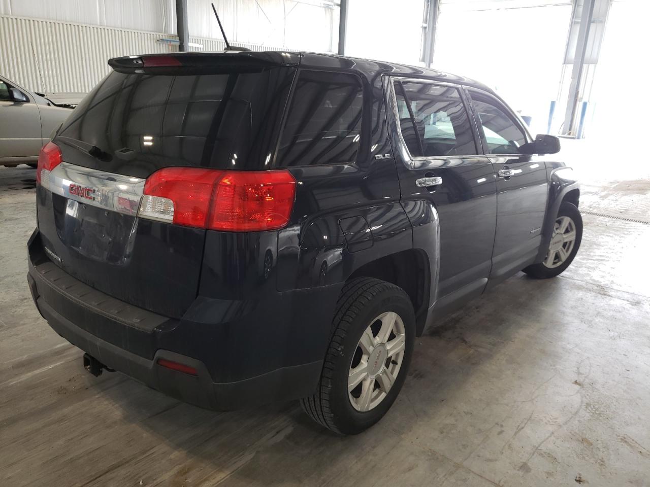 Photo 4 from auction – 2015 GMC TERRAIN SL with VIN 2GKALMEK7F6217479