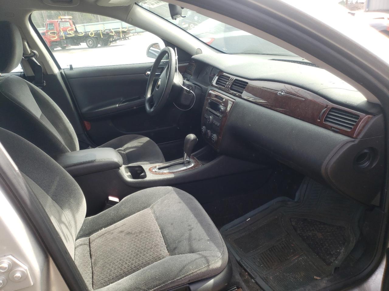 Photo 5 from auction – 2011 CHEVROLET IMPALA with VIN 2G1WF5EK3B1285891