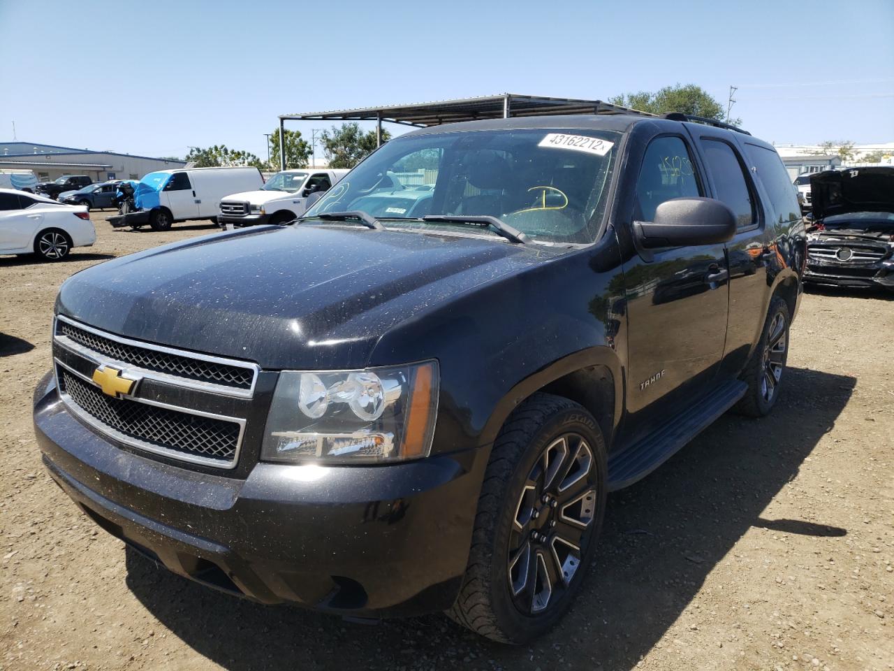 Photo 2 from auction – 2012 CHEVROLET TAHOE POLI with VIN 1GNLC2E06CR296223