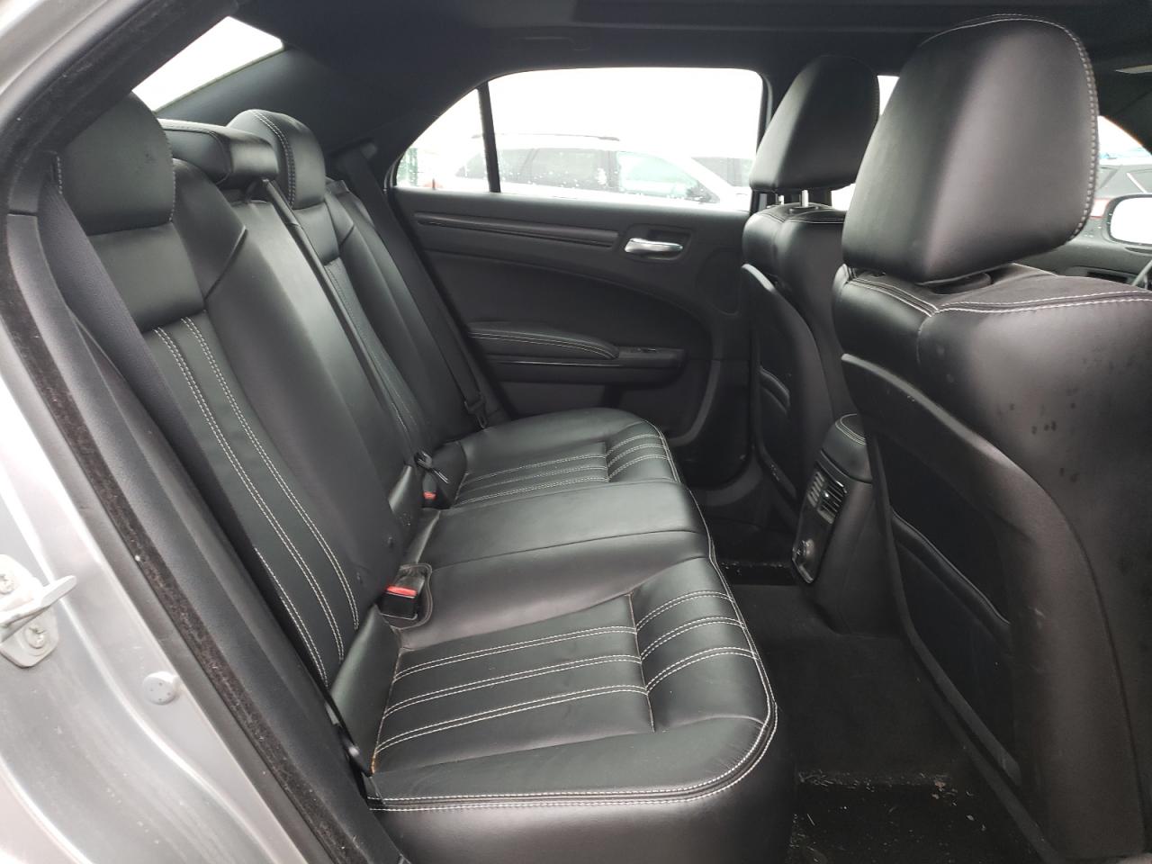 Photo 6 from auction – 2014 CHRYSLER 300 S with VIN 2C3CCABG4EH336956