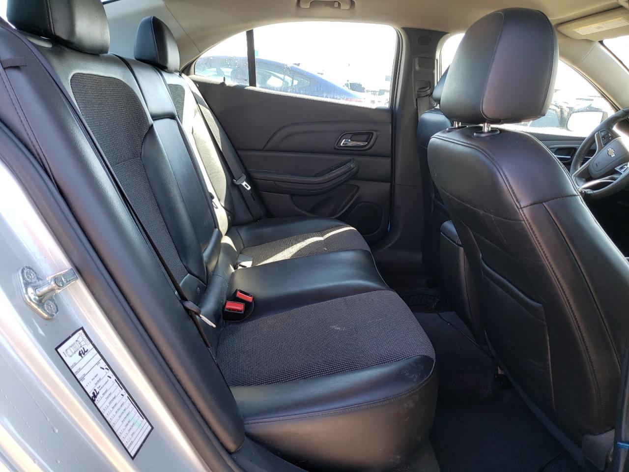Photo 6 from auction – 2016 CHEVROLET MALIBU LIM with VIN 1G11C5SA7GF159872
