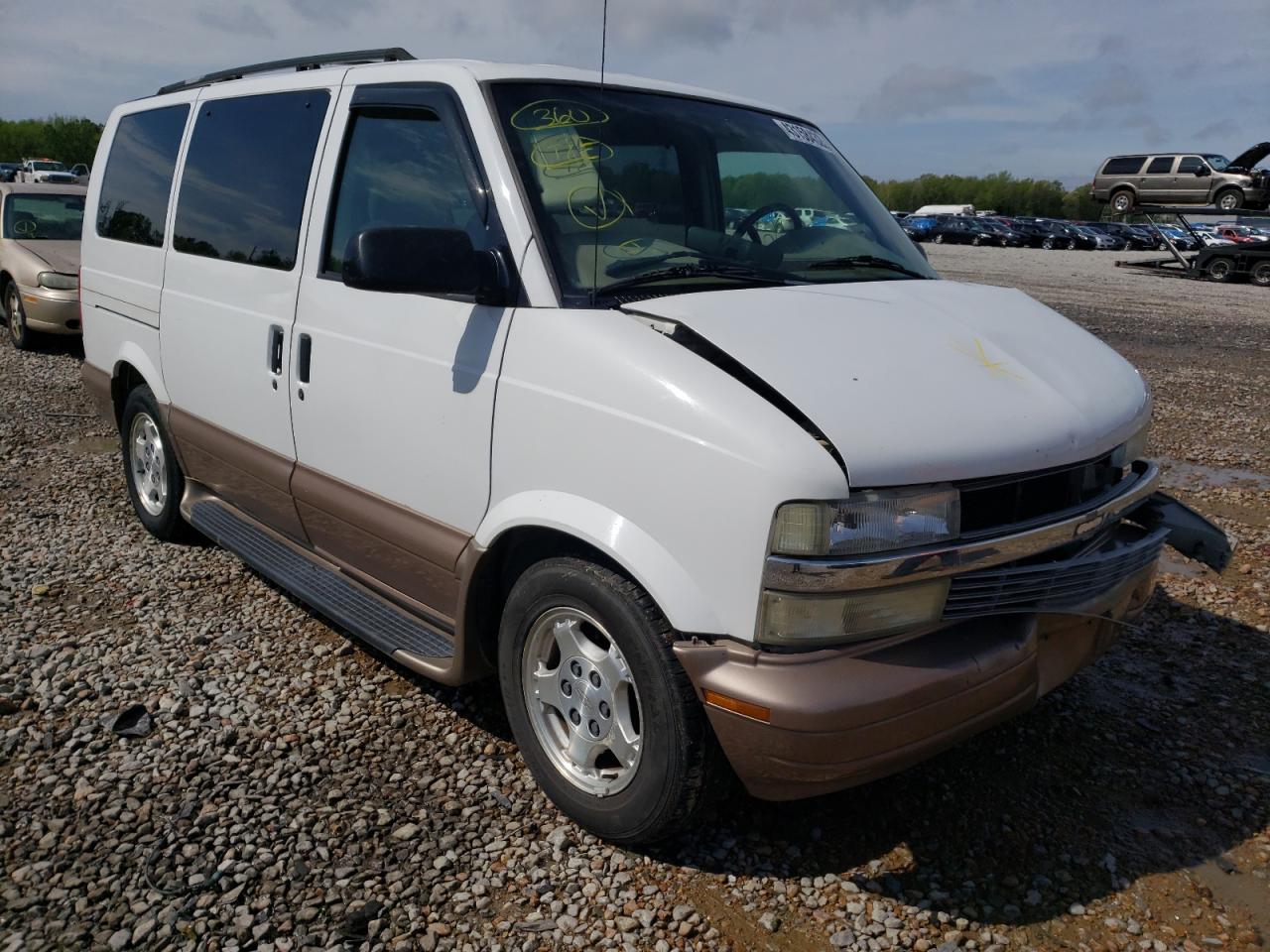 CHEVROLET ASTRO 2004 with VIN 1GNDM19X04B109717 - Photo from auction