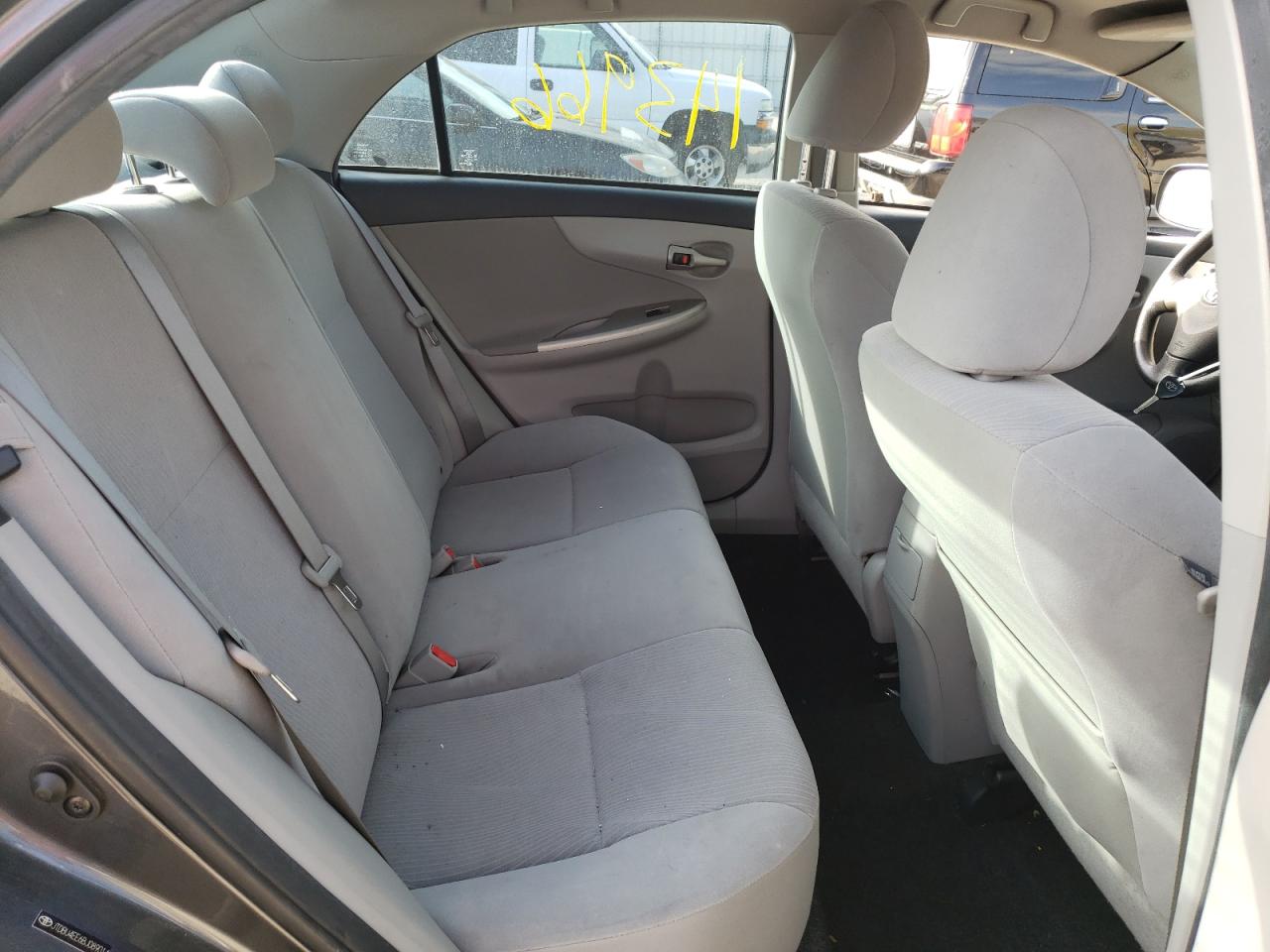 Photo 6 from auction – 2011 TOYOTA COROLLA 4D with VIN JTDBU4EE6BJ089014