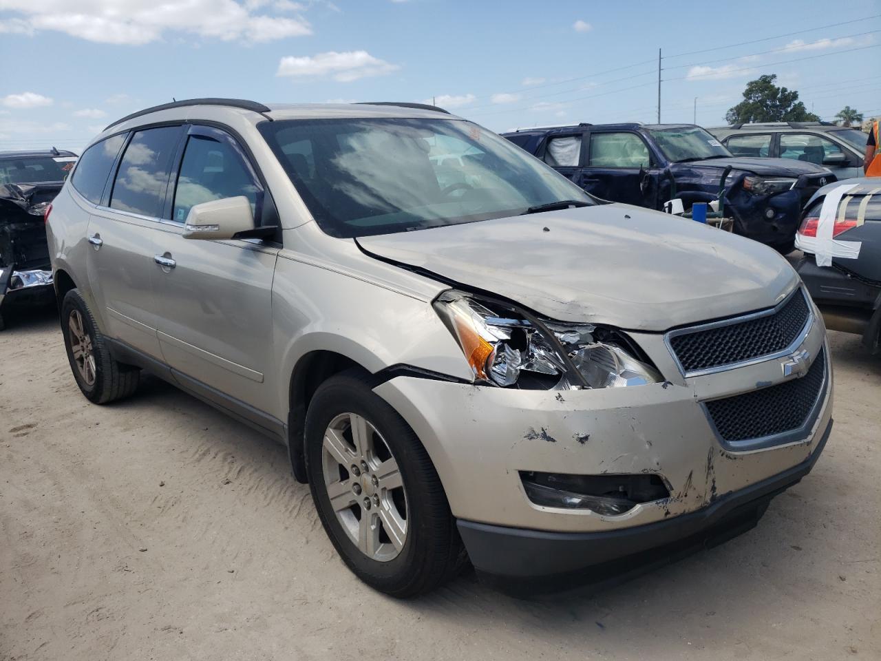 CHEVROLET TRAVERSE L 2011 with VIN 1GNKRGED9BJ142290 - Photo from auction