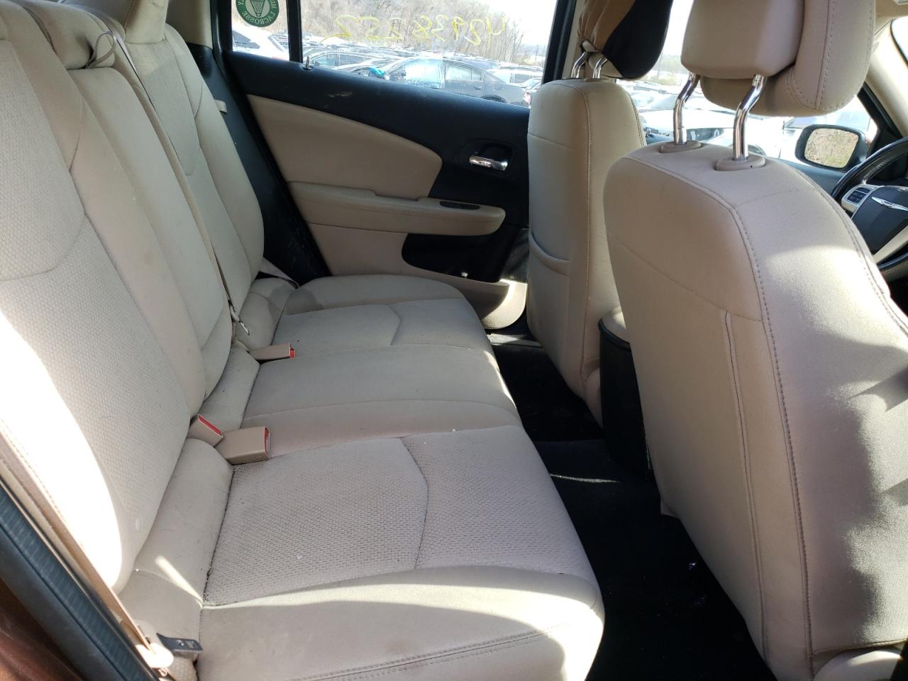 Photo 6 from auction – 2013 CHRYSLER 200 TOURIN with VIN 1C3CCBBB9DN765641