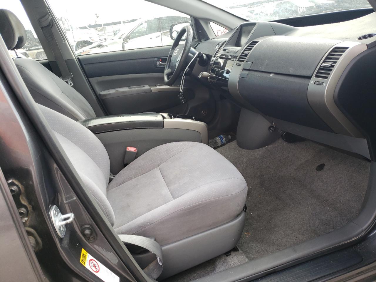 Photo 5 from auction – 2007 TOYOTA PRIUS with VIN JTDKB20UX73246774