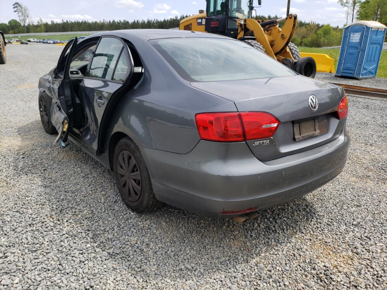 Photo 3 from auction – 2013 VOLKSWAGEN JETTA BASE with VIN 3VW2K7AJ8DM230422