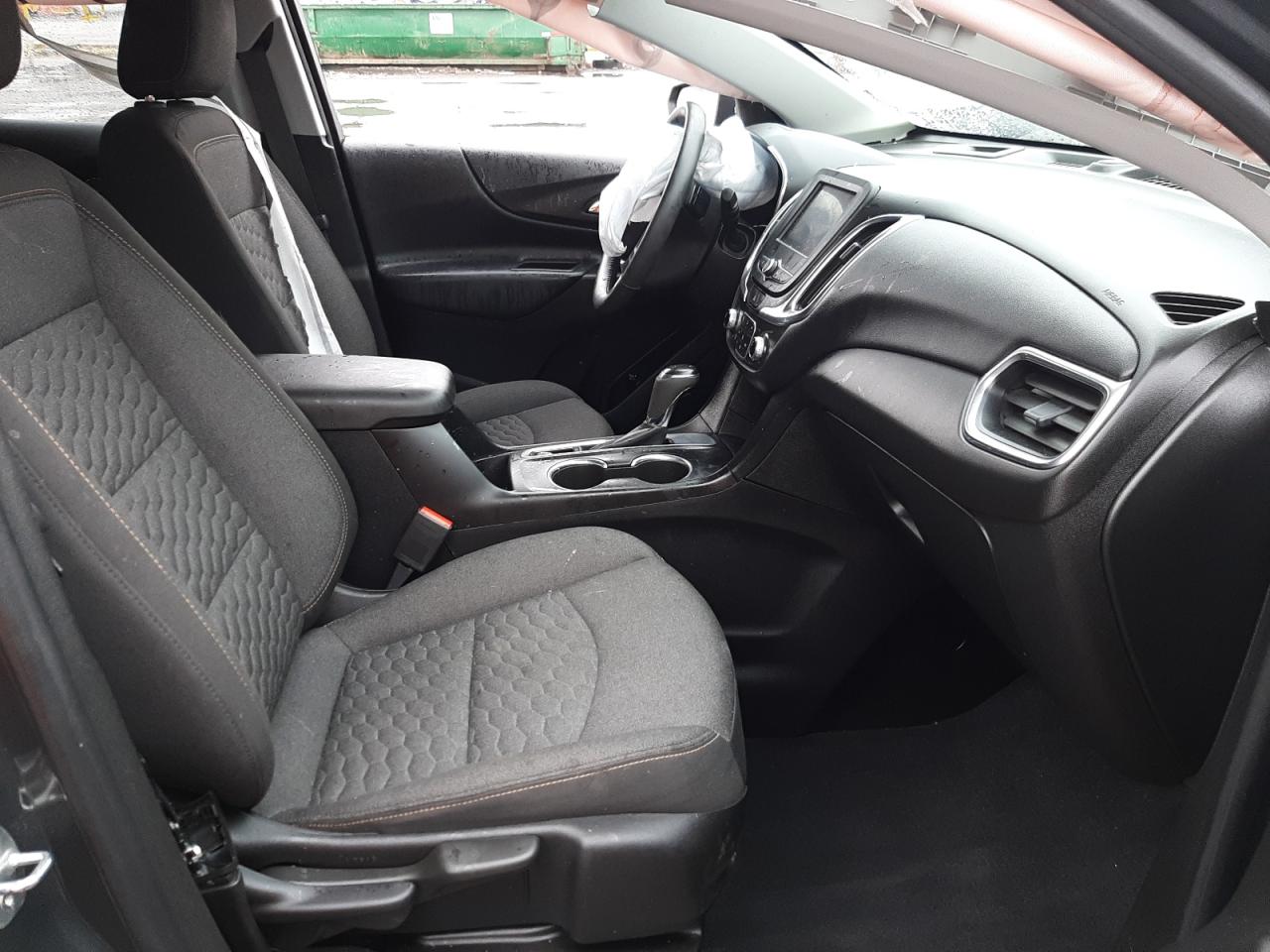 Photo 5 from auction – 2020 CHEVROLET EQUINOX LT with VIN 2GNAXJEV4L6192052