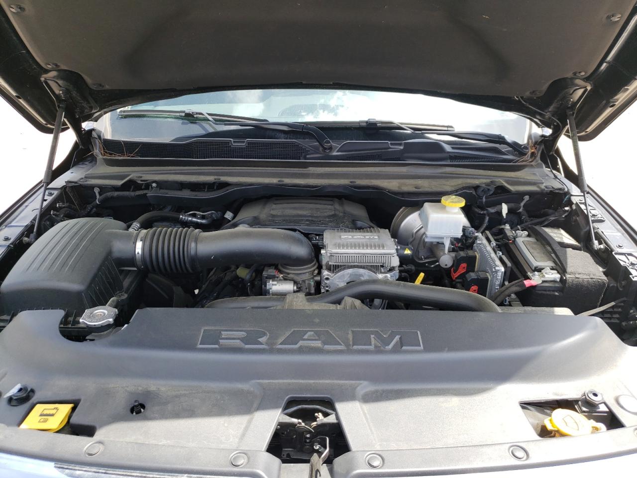 Photo 7 from auction – 2020 RAM 1500 LARAM with VIN 1C6SRFJT5LN413377