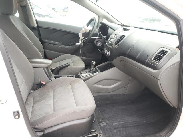 Photo 5 from auction – 2017 KIA FORTE LX with VIN 3KPFK4A74HE154169