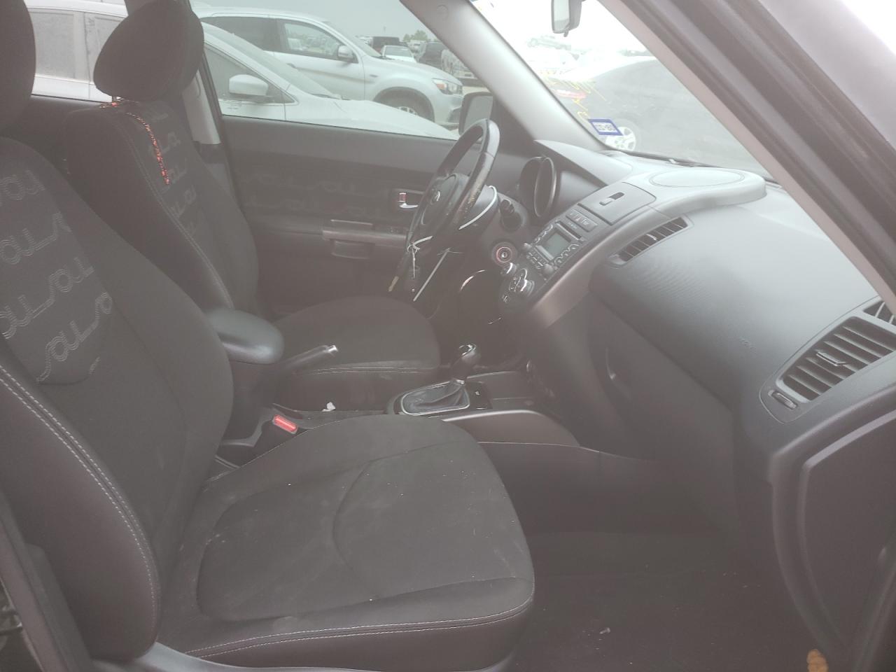 Photo 5 from auction – 2013 KIA SOUL + with VIN KNDJT2A6XD7529253