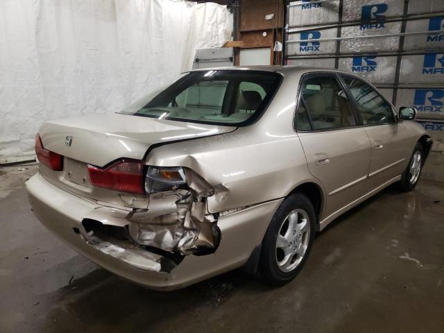 Photo 4 from auction – 2000 HONDA ACCORD with VIN JHMCG5664YC035344