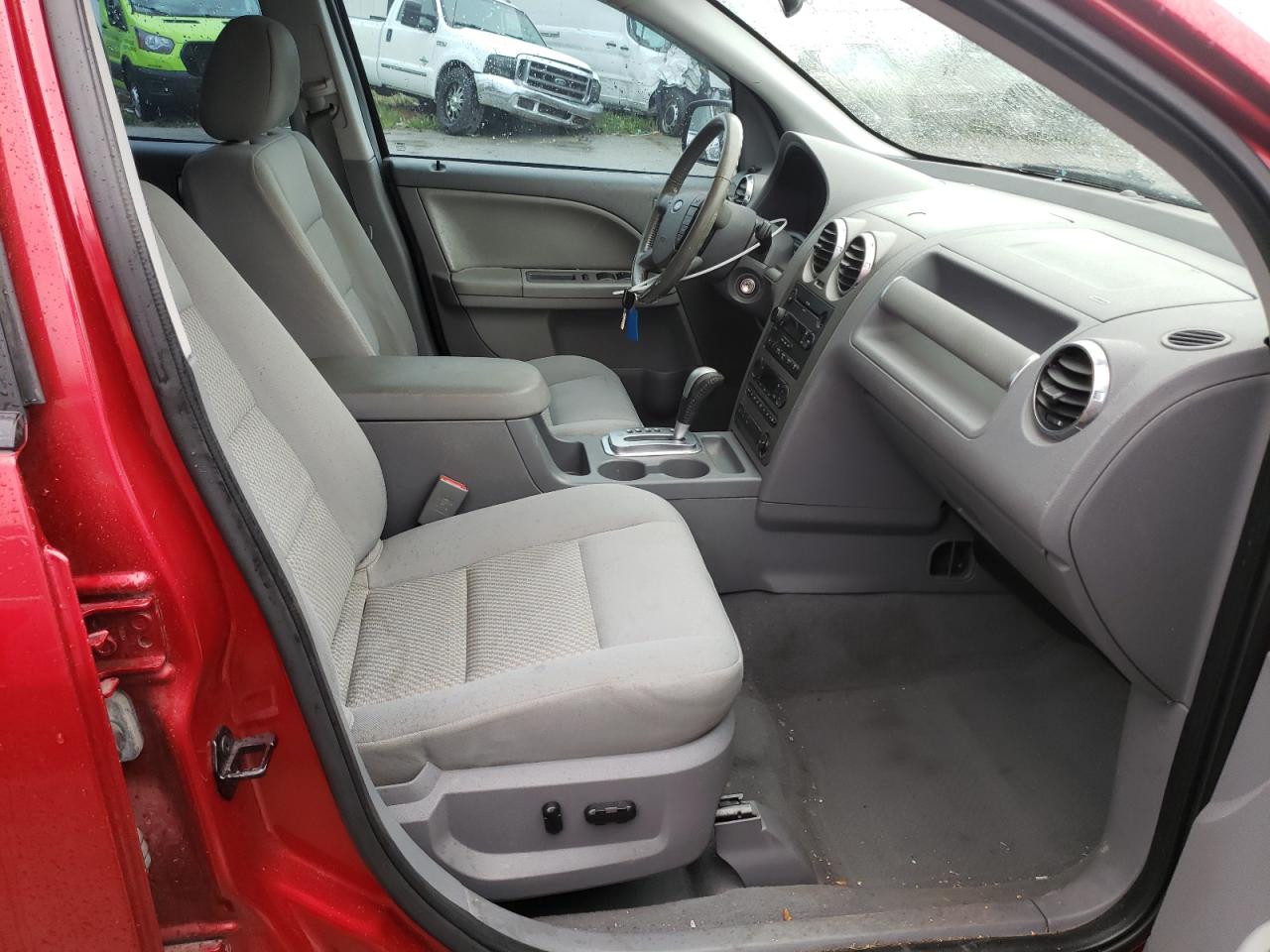 Photo 5 from auction – 2005 FORD FREESTYLE with VIN 1FMZK02155GA54122