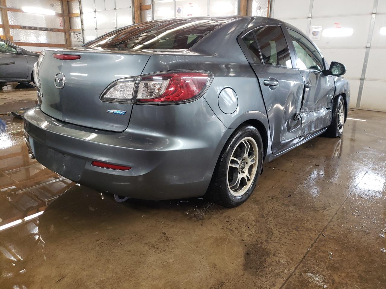 Photo 4 from auction – 2013 MAZDA 3 I with VIN JM1BL1U78D1798454