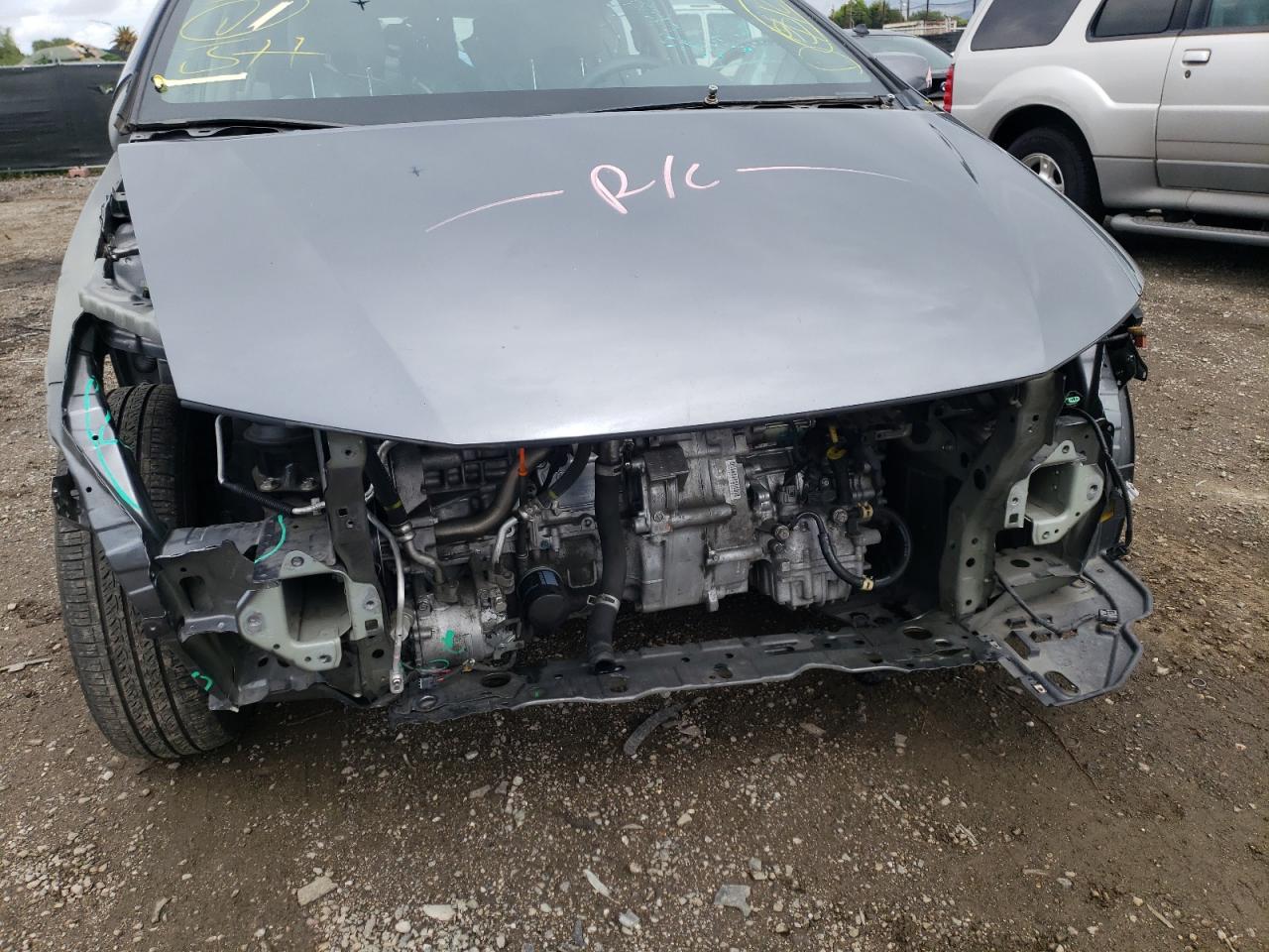 Photo 9 from auction – 2010 HONDA INSIGHT EX with VIN JHMZE2H72AS027226