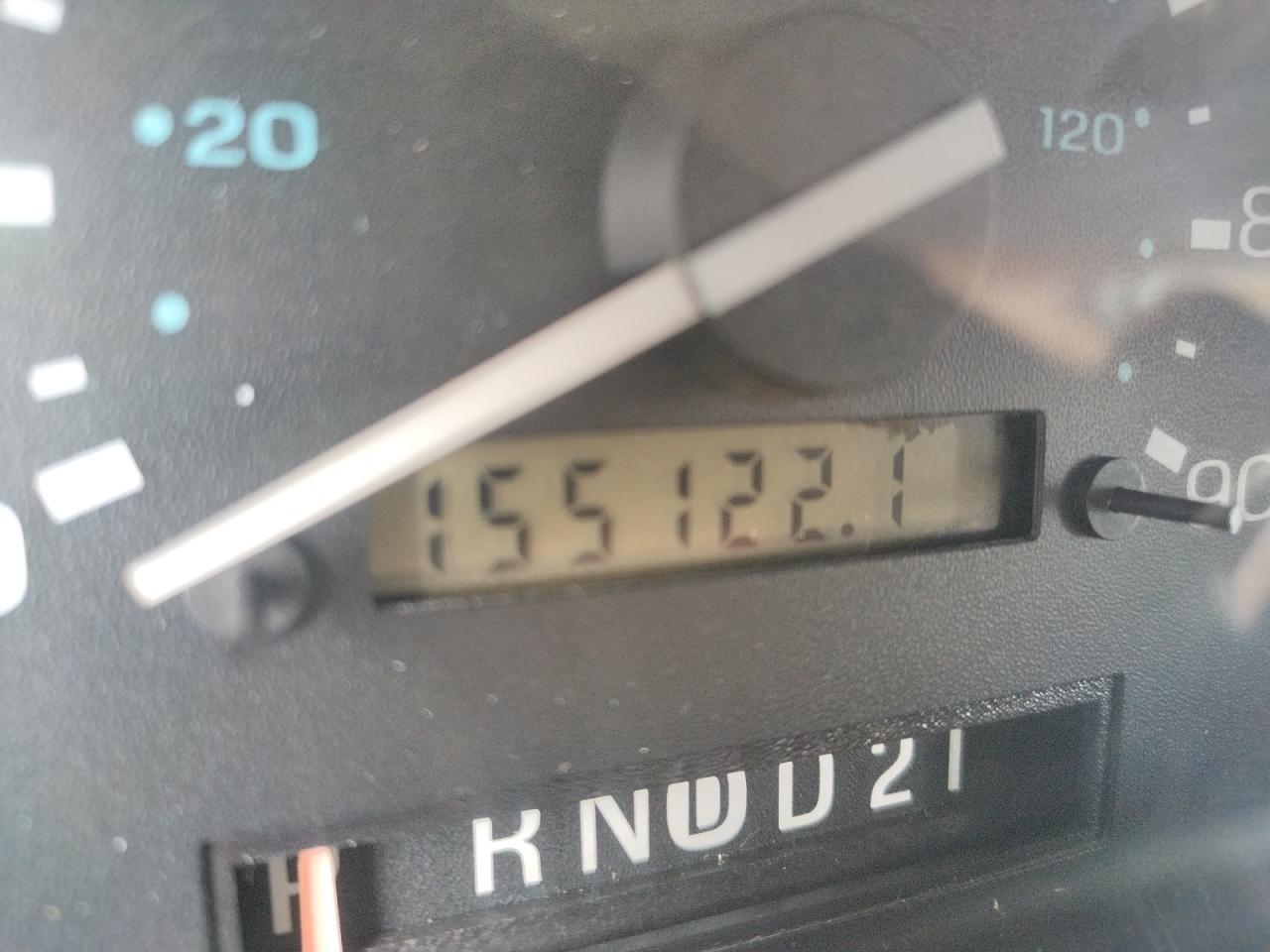 Photo 8 from auction – 1992 FORD AEROSTAR with VIN 1FMDA31X3NZB69035