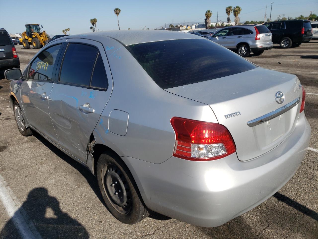 Photo 3 from auction – 2010 TOYOTA YARIS with VIN JTDBT4K37A1357556