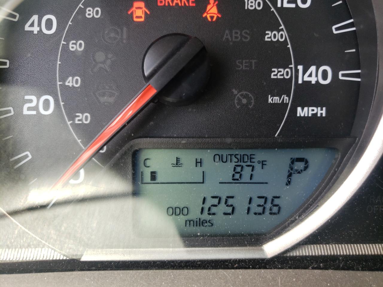 Photo 8 from auction – 2015 TOYOTA RAV4 XLE with VIN 2T3WFREV6FW135019