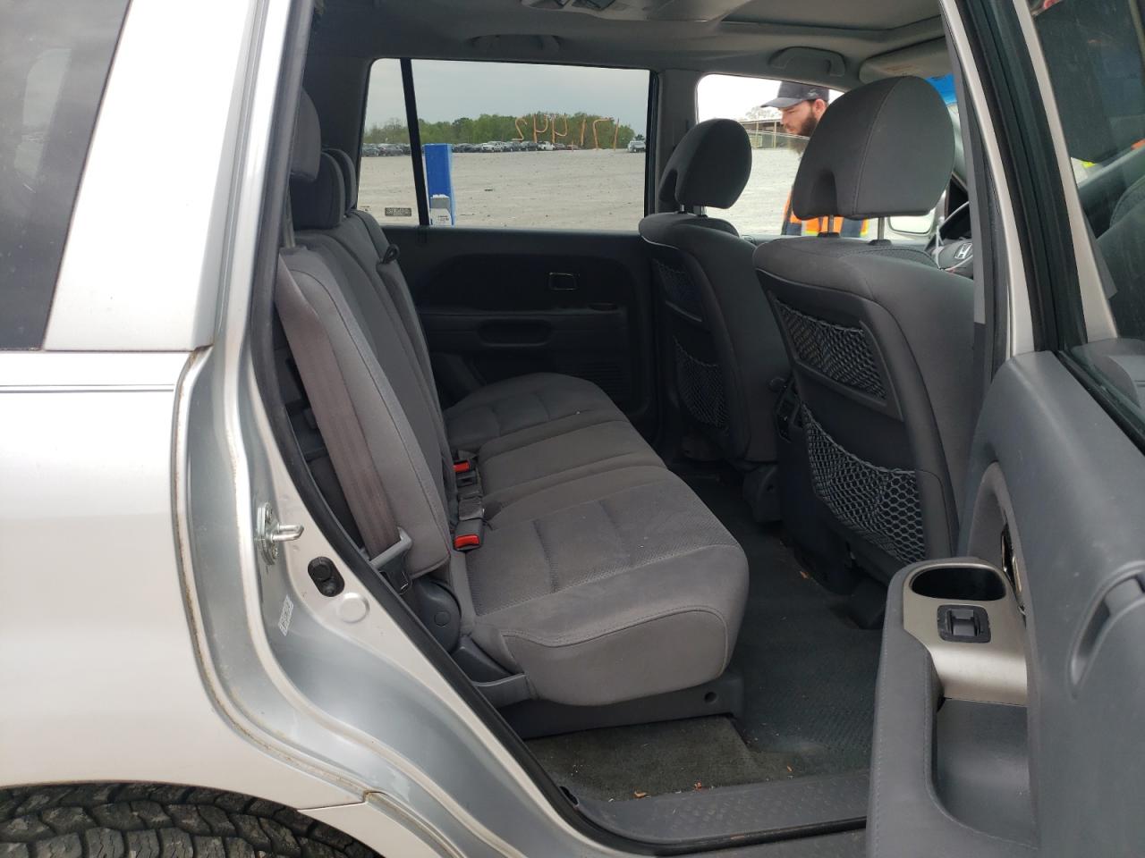 Photo 6 from auction – 2008 HONDA PILOT SE with VIN 5FNYF28378B020027