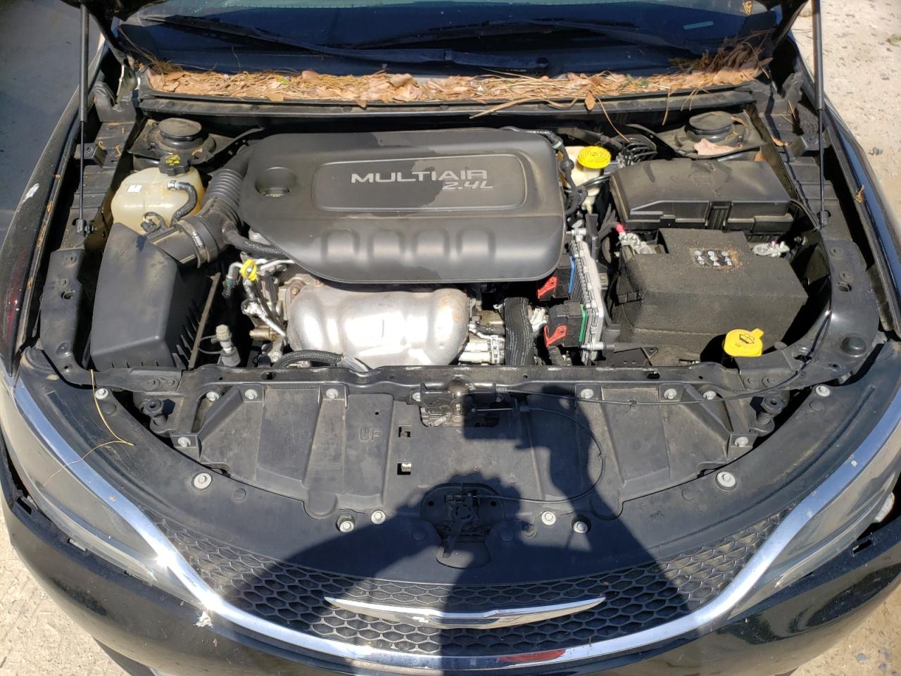 Photo 7 from auction – 2015 CHRYSLER 200 LIMITE with VIN 1C3CCCAB5FN713949