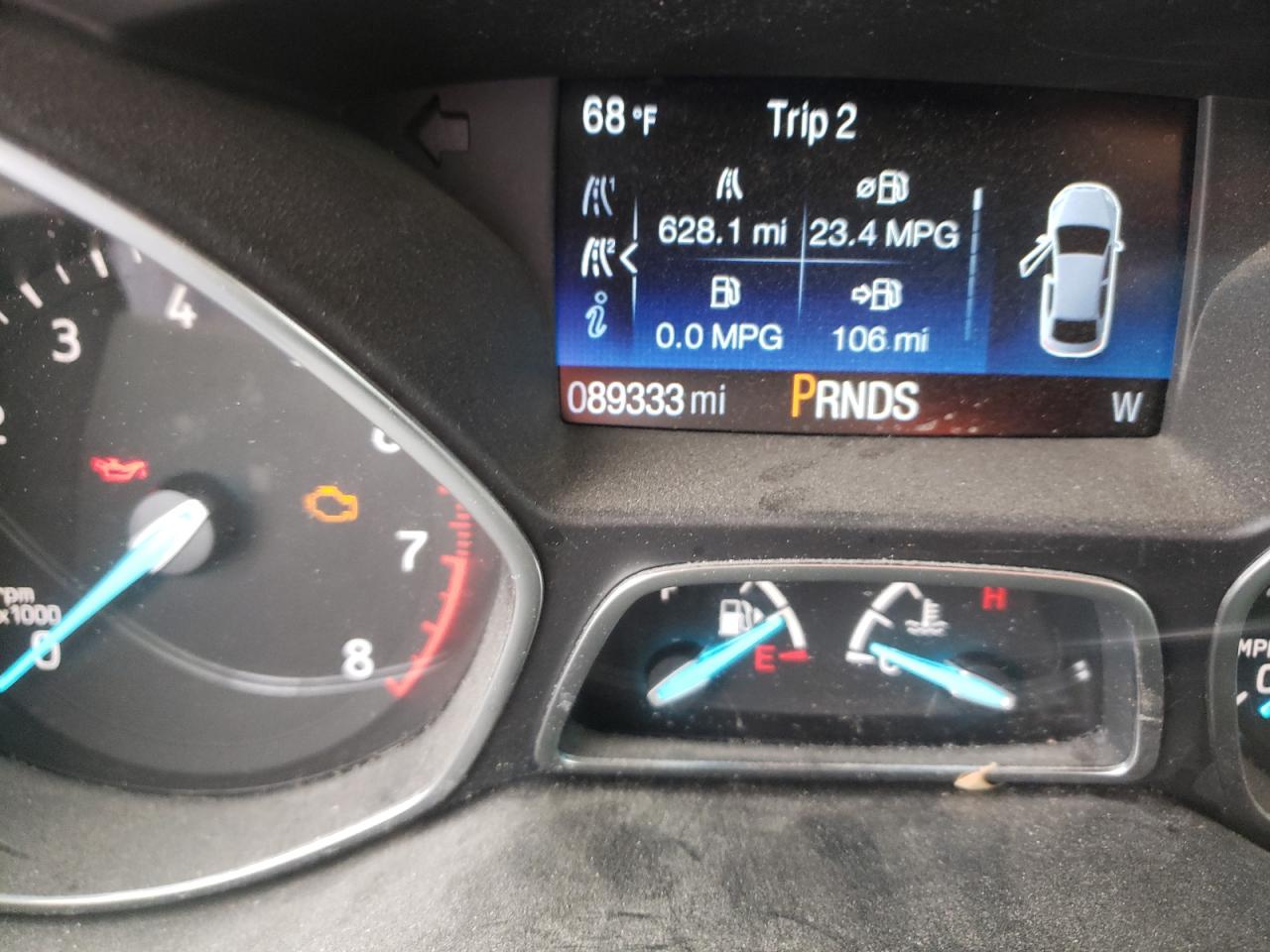 Photo 8 from auction – 2017 FORD ESCAPE SE with VIN 1FMCU0GD6HUD13077
