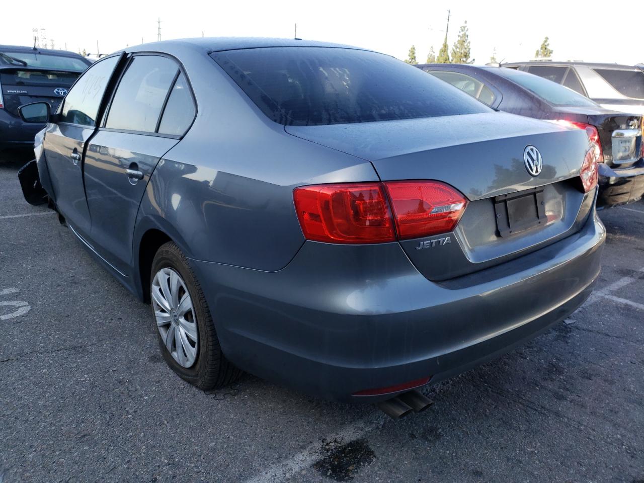 Photo 3 from auction – 2013 VOLKSWAGEN JETTA BASE with VIN 3VW2K7AJ6DM398236