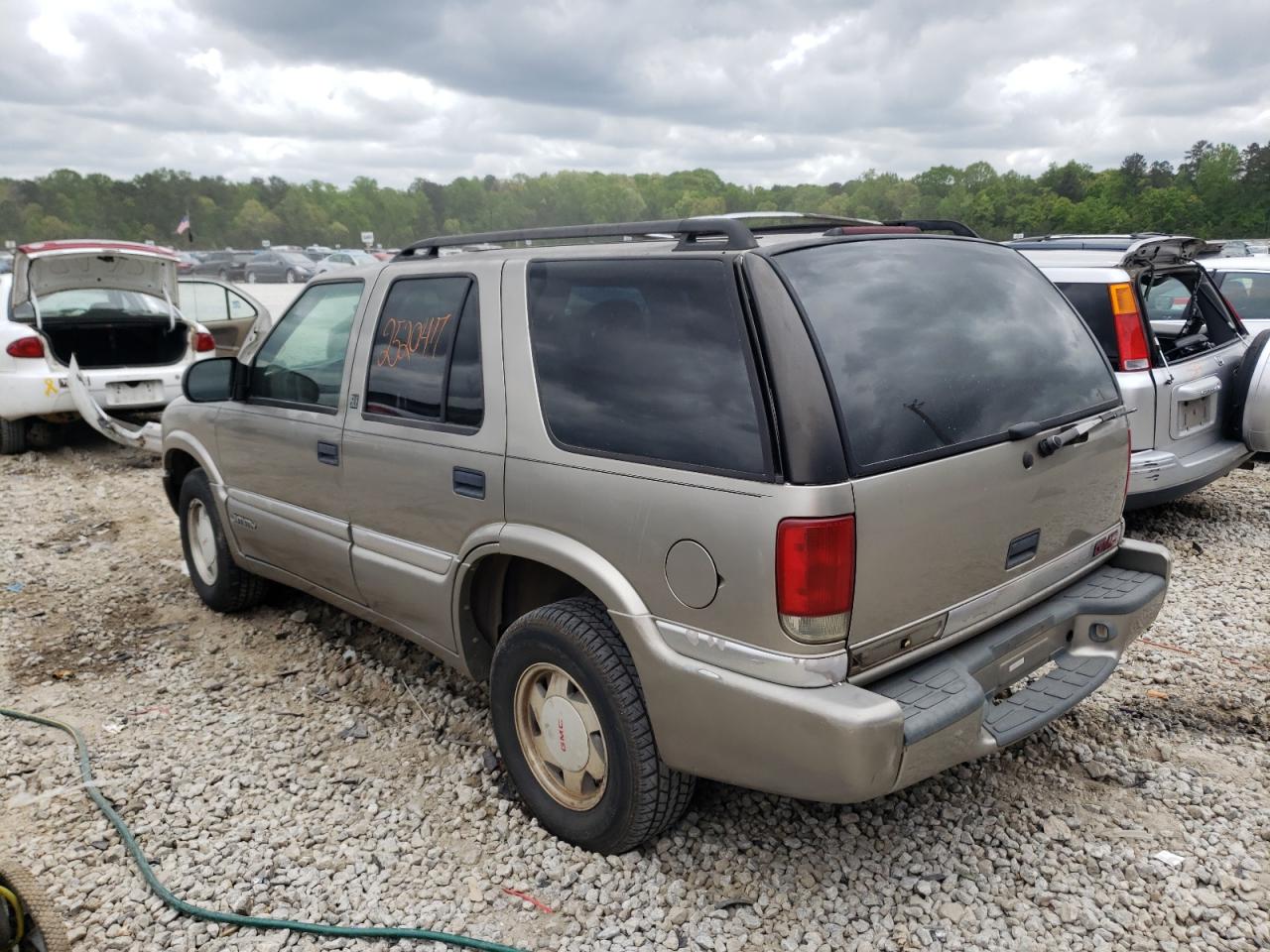 Photo 3 from auction – 1999 GMC JIMMY with VIN 1GKCS13W2X2529756