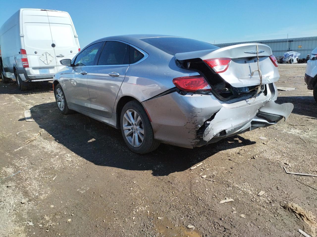 Photo 3 from auction – 2016 CHRYSLER 200 LIMITE with VIN 1C3CCCAB0GN148284