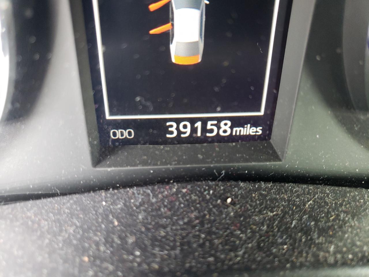 Photo 8 from auction – 2017 TOYOTA COROLLA L with VIN 5YFBURHE6HP679937