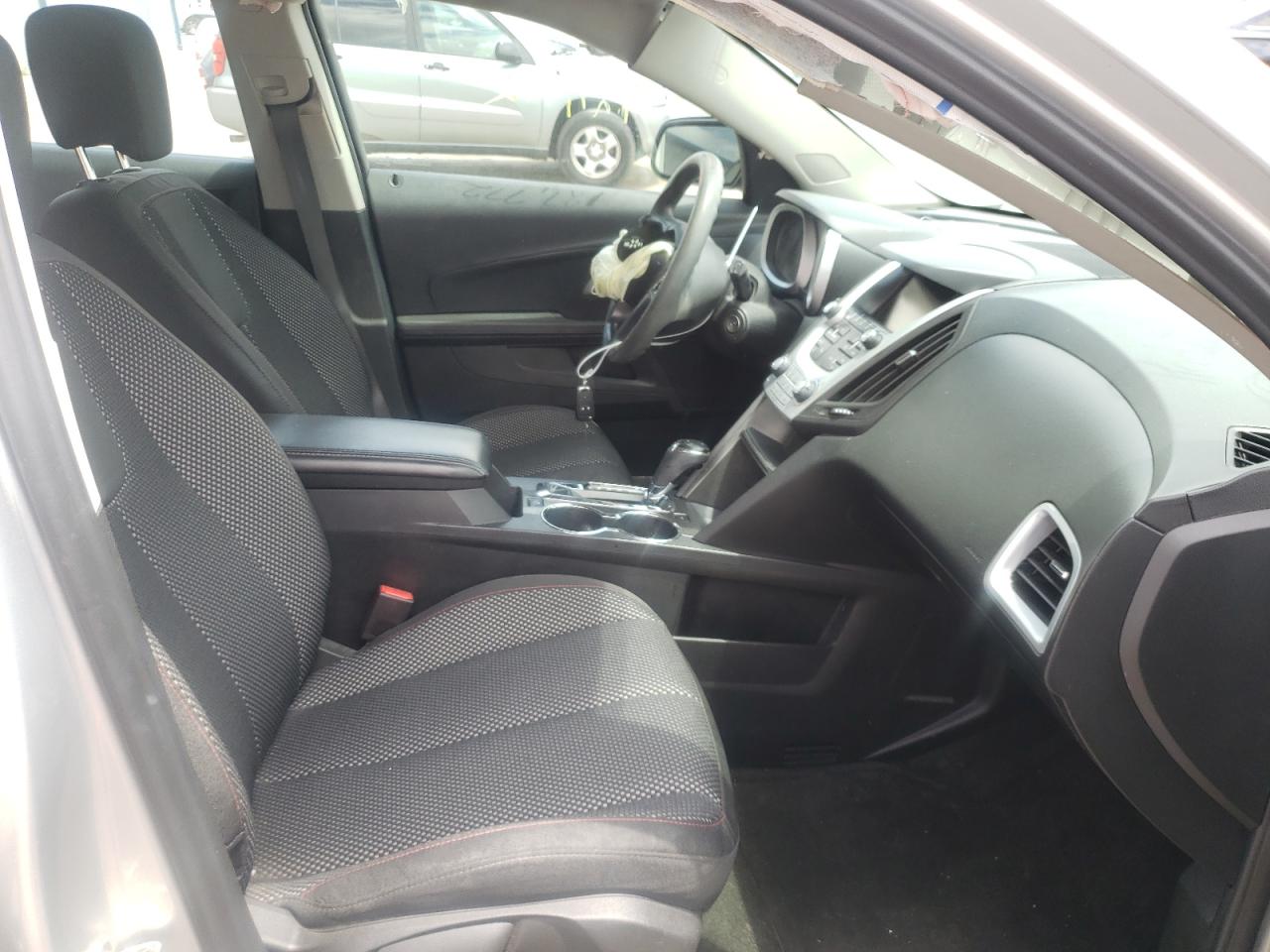 Photo 5 from auction – 2017 CHEVROLET EQUINOX LS with VIN 2GNALBEK4H1510022