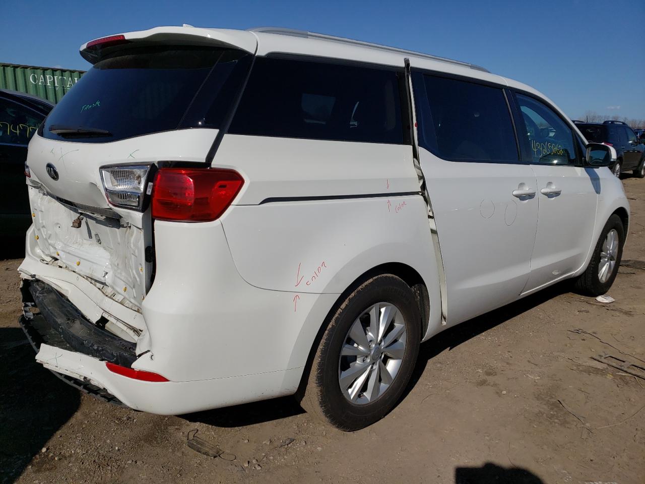 Photo 4 from auction – 2015 KIA SEDONA LX with VIN KNDMB5C15F6033501