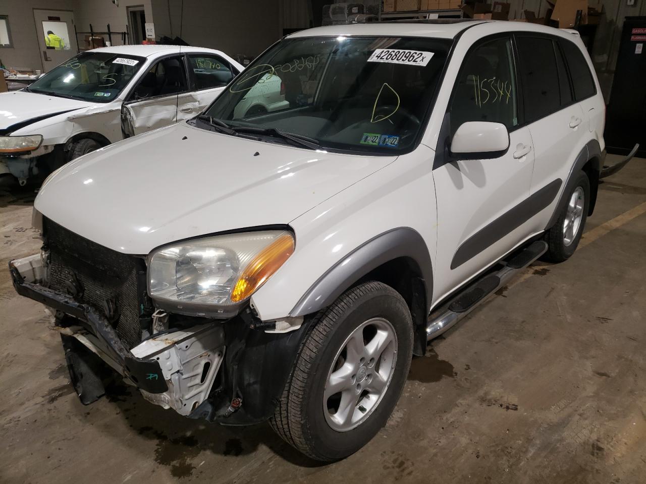 Photo 2 from auction – 2001 TOYOTA RAV4 with VIN JTEHH20V210080921