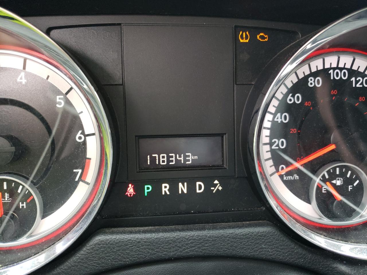 Photo 8 from auction – 2014 DODGE GRAND CARA with VIN 2C4RDGBG4ER302791