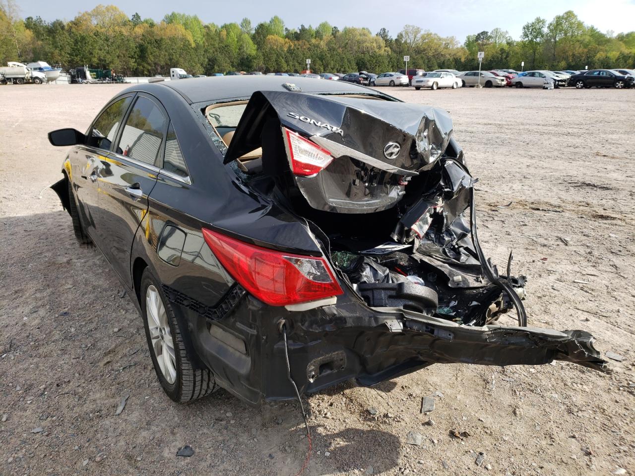 Photo 3 from auction – 2013 HYUNDAI SONATA SE with VIN 5NPEC4AC6DH604576